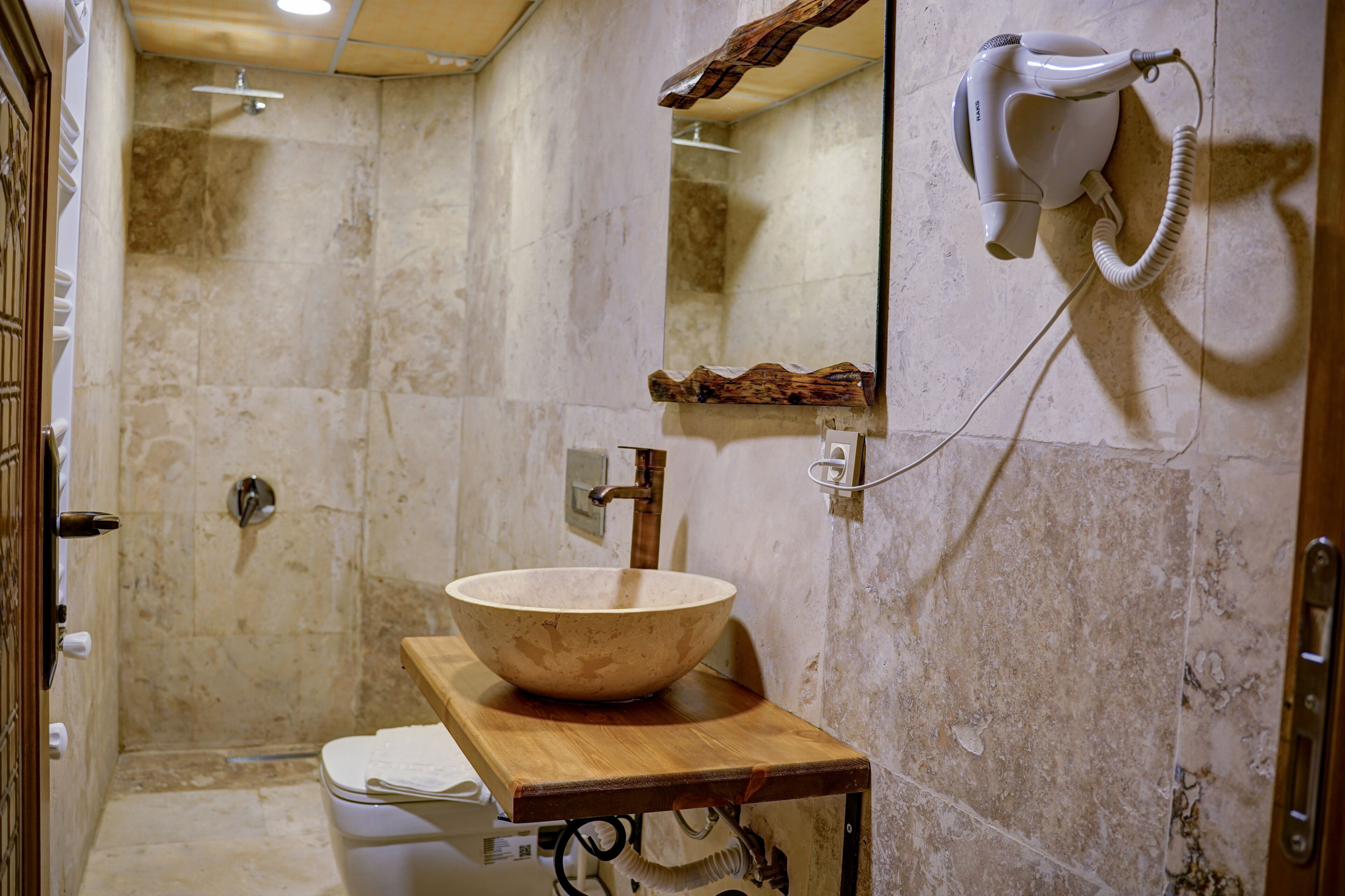 Photo - Ala Stone Hotel