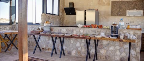 Petit déjeuner buffet compris tous les jours