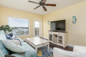 TV - Waterfront, Harbourside, Water Park, Beach, #6613 (Indian Rocks Beach)