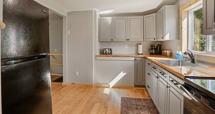 Gayles - Lakeview Cottage