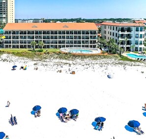 Exterior - GULFRONT, END CORNER GROUND FLOOR UNIT, ACCESS STEPS AWAY (Miramar Beach)