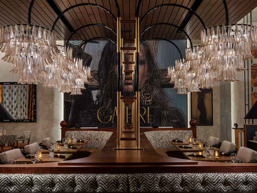 2 restaurants, breakfast, lunch, dinner served; American cuisine