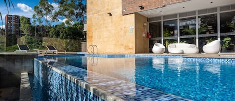Piscine extérieure