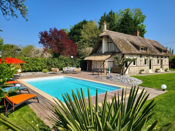 Piscine extérieure, piscine chauffée