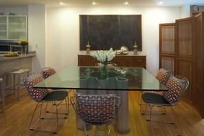 Apartamento clásico | Comedor