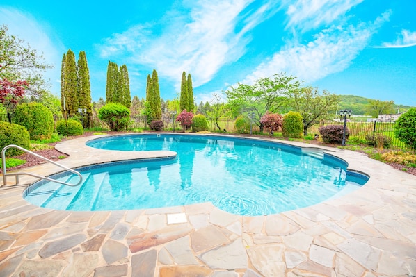 Outdoor pool, a heated pool