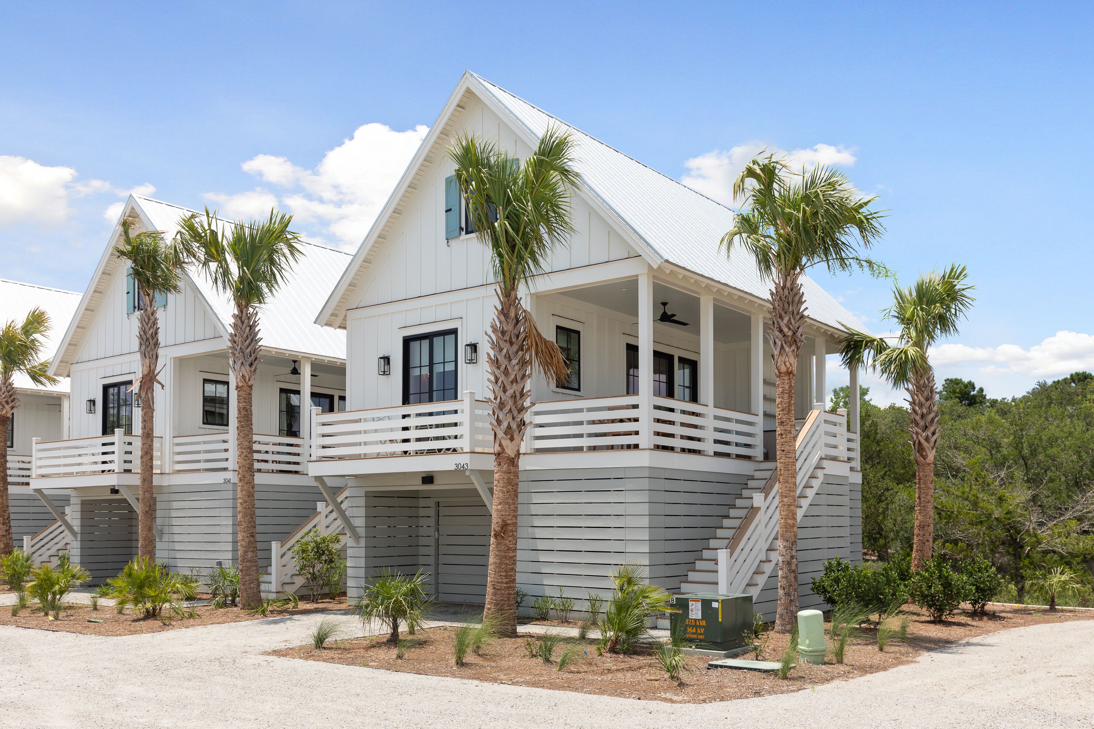 “The Whimbrel” (3043 Southerly Way) 2 person creekside bungalow at Kiawah River