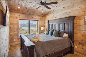 3 chambres, fer et planche à repasser, Wi-Fi gratuit, draps fournis