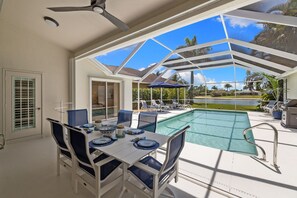 Outdoor pool, a heated pool - May-September Special Promotions! Mins Drive to Beach, Shops & Restaurants! (Naples)