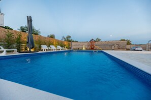 Outdoor pool, a heated pool