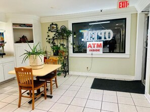 Sala de estar en el lobby