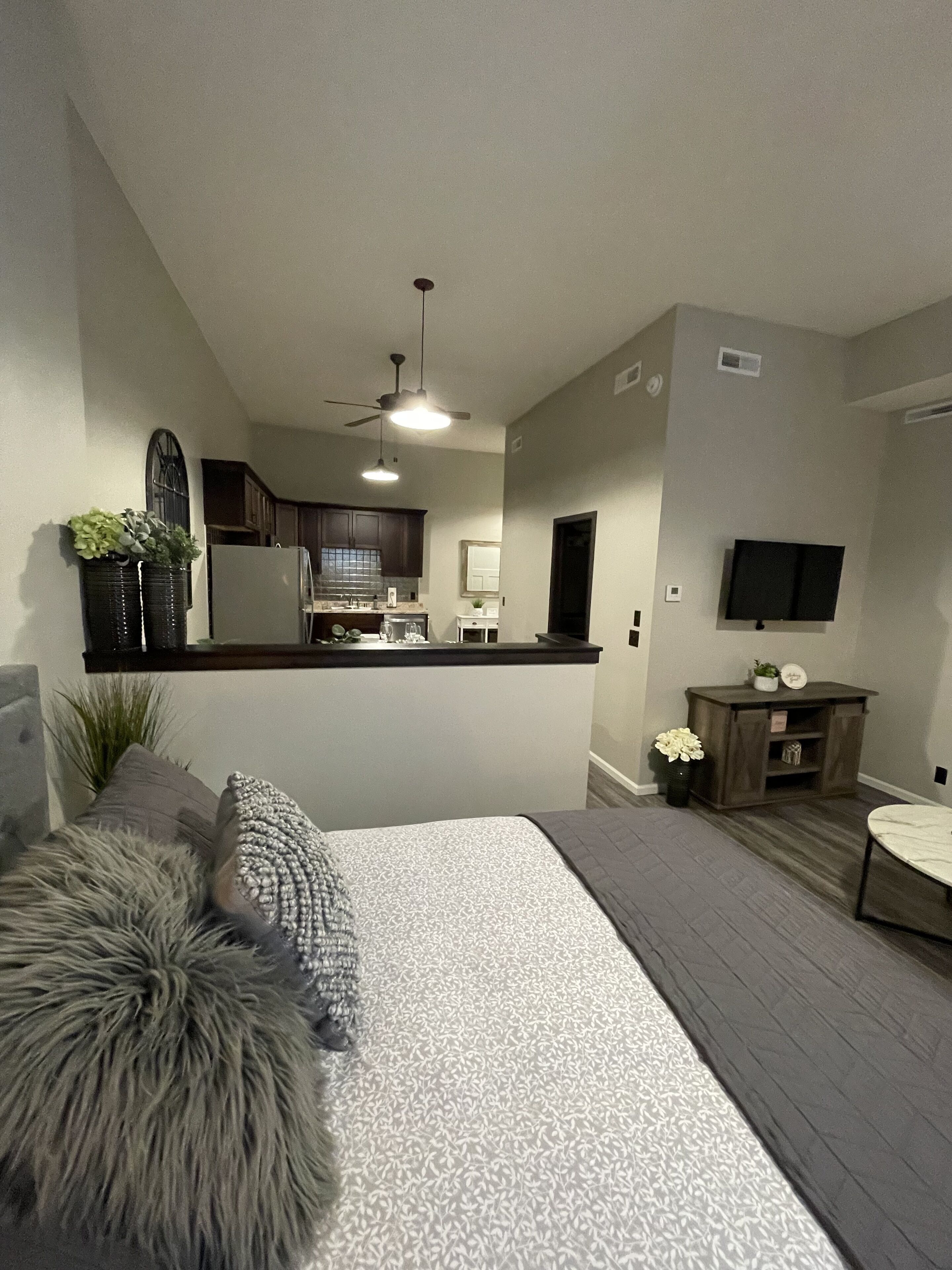 1 多间卧室、熨斗/熨衣板、免费 WiFi、床单