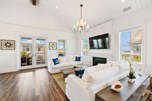 TV connectée, cheminée