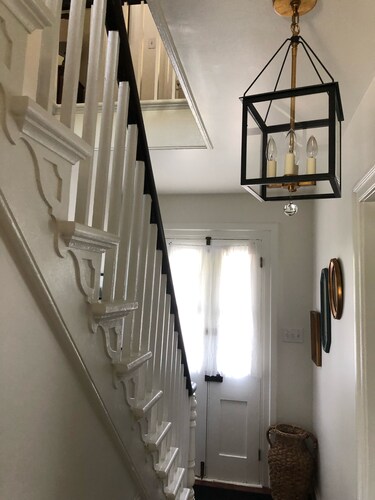 Charming Cottage in the Heart of Gordonsville