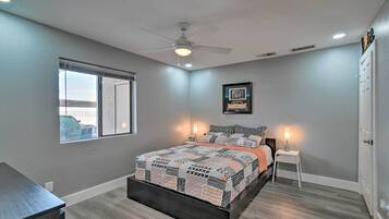 1 bedroom, free internet, bed sheets
