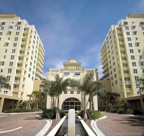 Exterior - Waterfront Condo w/ Pool, Spa, Sauna Steps 2 Beach (Boynton Beach)