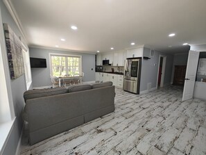 Smart TV, table tennis, books