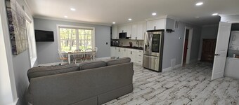 Bayfront house on 150 acre nature preserve and private road! 