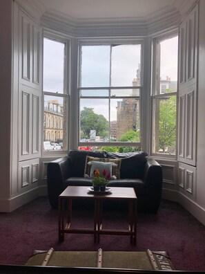 Interior - 400m to old course! Light, central 2bed heritage apartment (St Andrews)