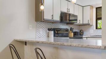 Condo, Multiple Beds, Balcony, Golf View (Bunker Ridge Respite) | Private kitchen | Coffee/tea maker