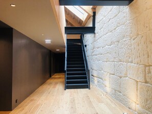 1 habitación, tabla de planchar con plancha y wifi 