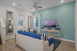 House, Multiple Beds, Hot Tub, Garden View (Get Happy) | Living area | 42-inch flat-screen TV with digital channels - Get Happy (Kissimmee)