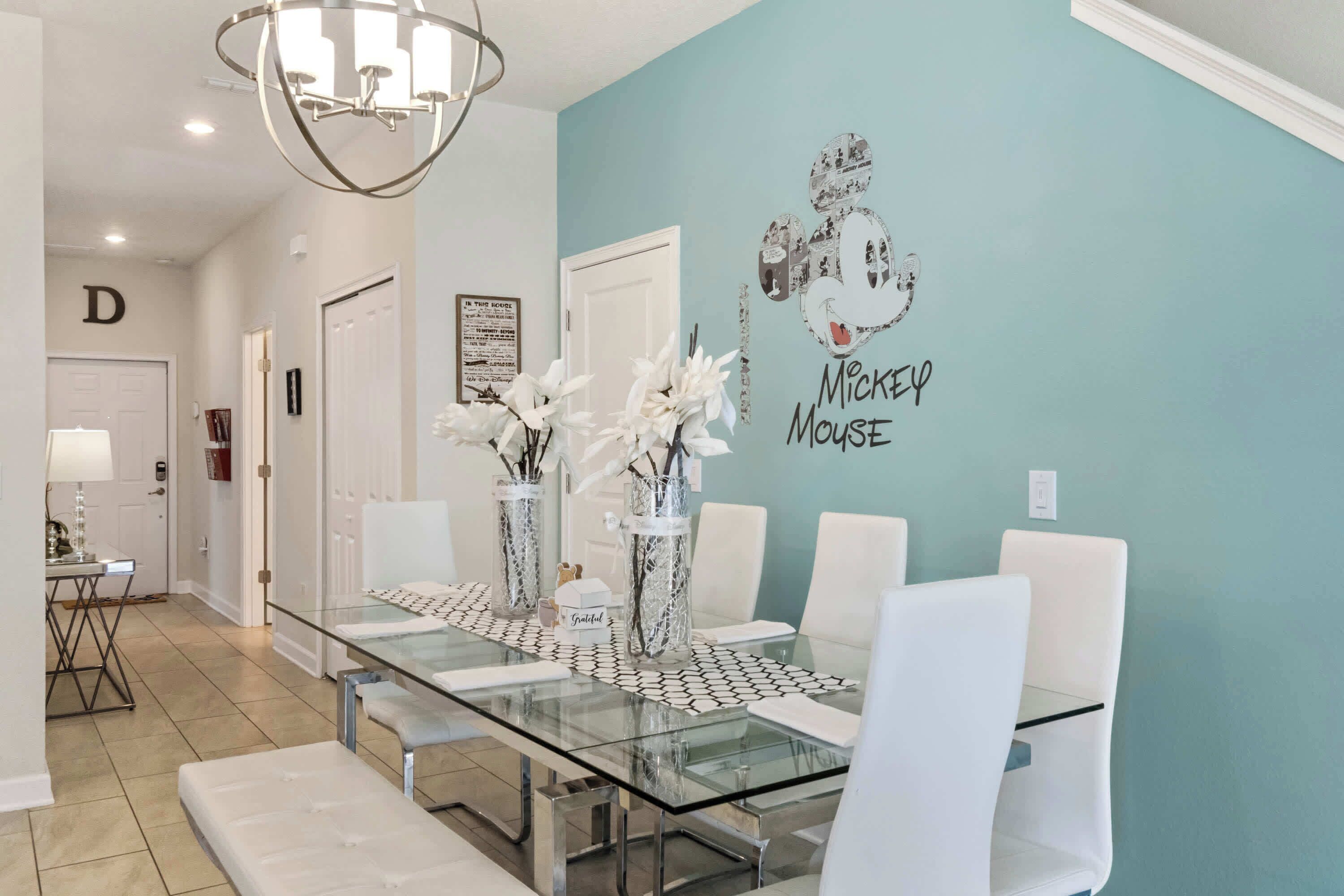 House, Multiple Beds, Pool Access, Pool View (Hollywood Retreat) | Dining
