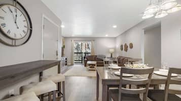 Condo, Multiple Beds, Patio, Garden View (Hillside Duo) | Dining