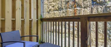 Huoneisto, useita sänkyjä, patio (Hillside Lodge) | Ulkoalueet