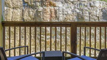 Kondominium, Beberapa Tempat Tidur, patio (Hillside Lodge) | Halaman properti