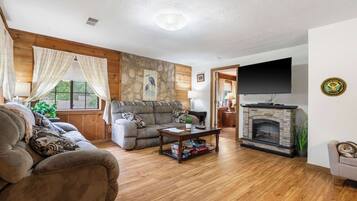 House, Multiple Beds, Patio, Pool View (The Cozy Cottage Getaway) | Living area | 42-inch flat-screen TV with digital channels