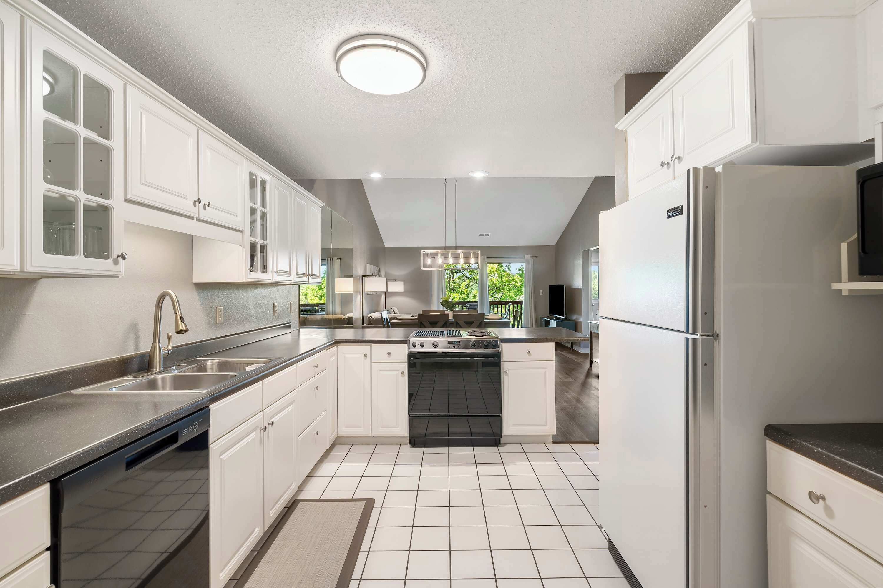 Condo, Multiple Beds, Balcony (Pool View Oasis) | Private kitchen | Coffee/tea maker