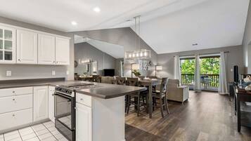 Condo, Multiple Beds, Balcony (Pool View Oasis) | Private kitchen | Coffee/tea maker