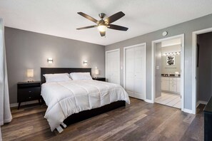 Condo, Multiple Beds, Balcony (Pool View Oasis) | 2 bedrooms, individually decorated, individually furnished, bed sheets