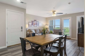 Condo, Multiple Beds, Kitchen, Mountain View (Welcome Home Branson) | Dining