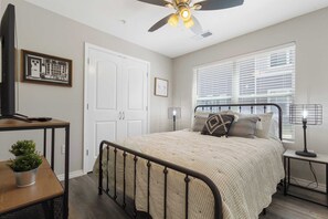 Appartement, meerdere bedden, keuken, uitzicht op bergen (Welcome Home Branson) | 3 slaapkamers, individueel gedecoreerd, individueel gemeubileerd