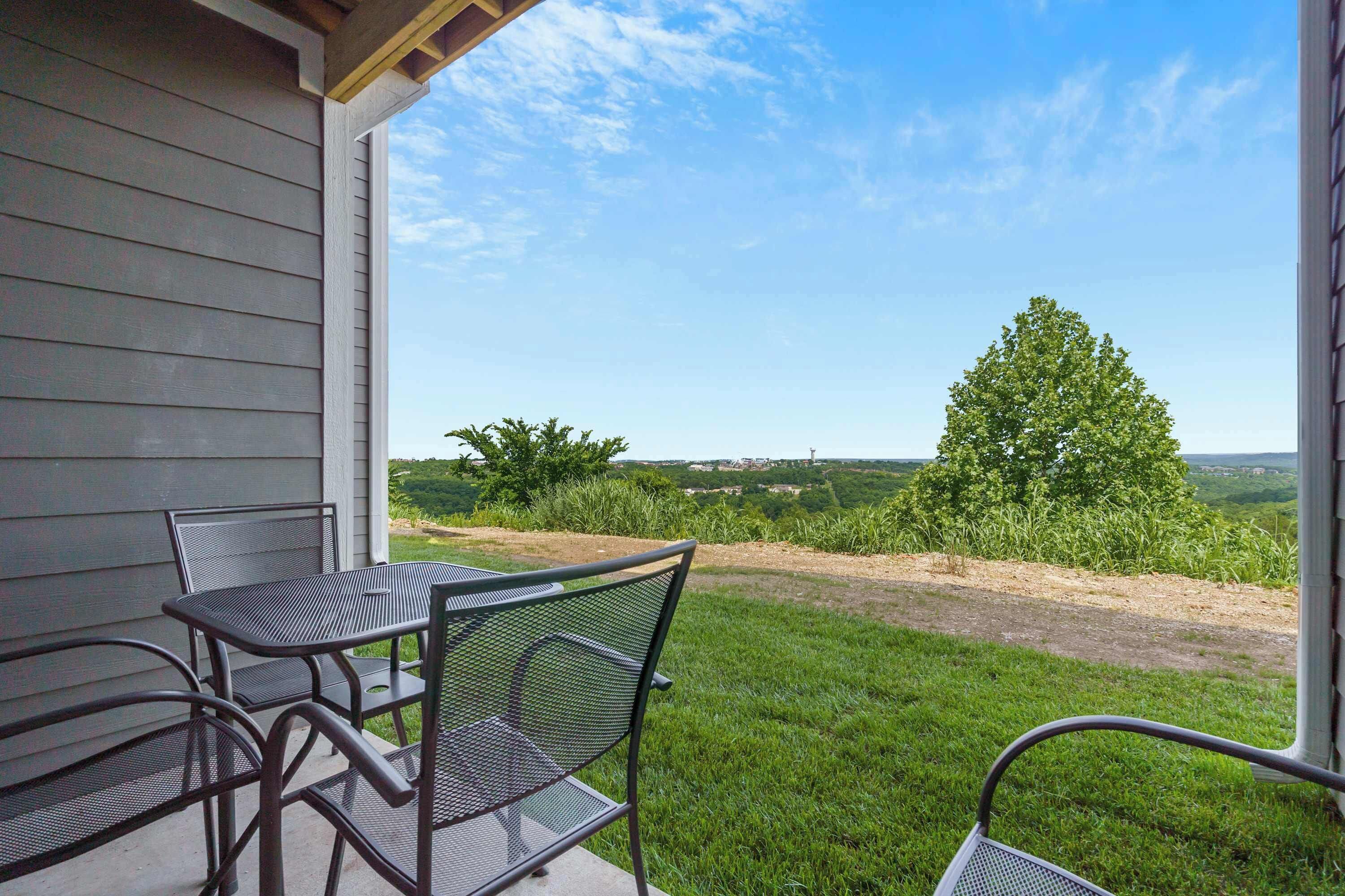Condo, Multiple Beds, Kitchen, Mountain View (Welcome Home Branson) | Outdoor dining