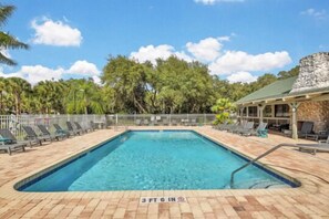 A heated pool - WATERFRONT RV Campsite at River Ranch! Full Hookup 430 (River Ranch)