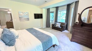 2 bedrooms, desk, iron/ironing board, travel cot