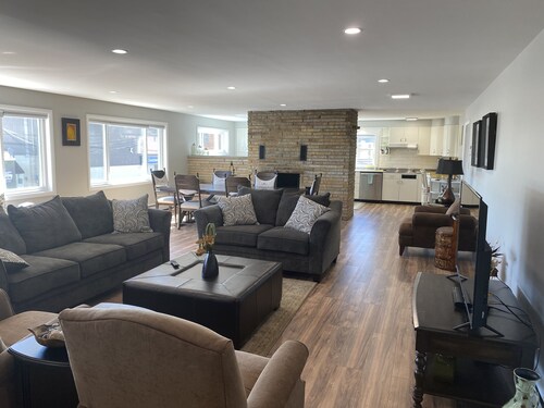 spacious 3 bedroom apartment in the heart of downtown Alpena