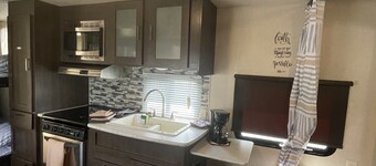 Delightful Camper/RV