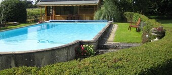 Lodge Cottage - stunning garden, woodland walks near Norwich City & the Broads