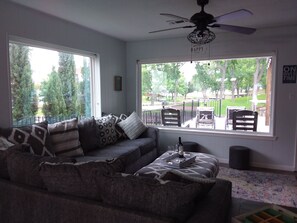 Smart TV, video games, DVD player, stereo