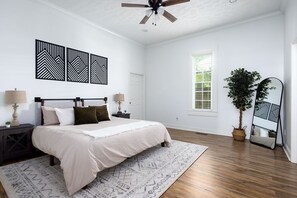 2 Schlafzimmer, Bügeleisen/Bügelbrett, Reisekinderbett, kostenloses WLAN