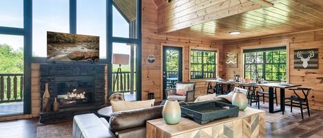 Smart TV, chimenea, videojuegos