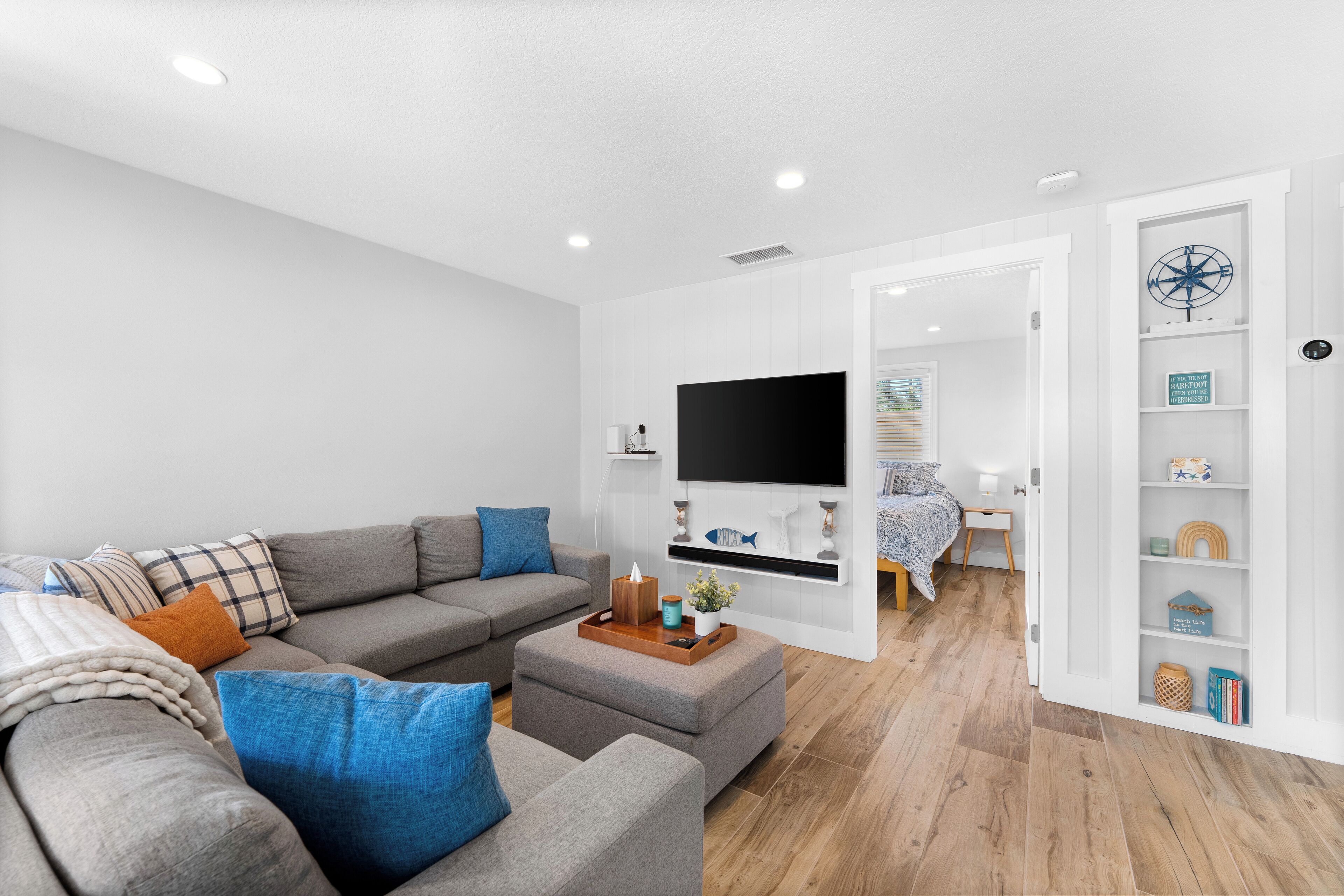 3 bedrooms, in-room safe, desk, iron/ironing board