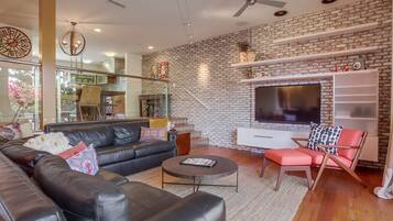 Smart TV, table tennis, offices