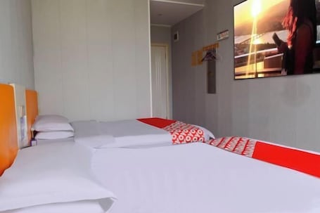 Room. jiya
