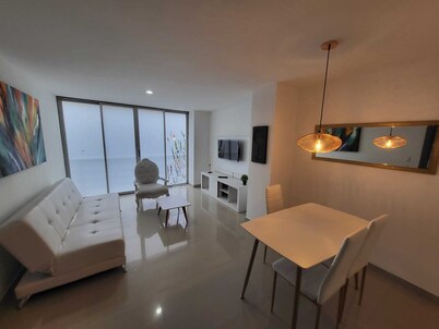 Spacious Apartment with indoor parking, best location