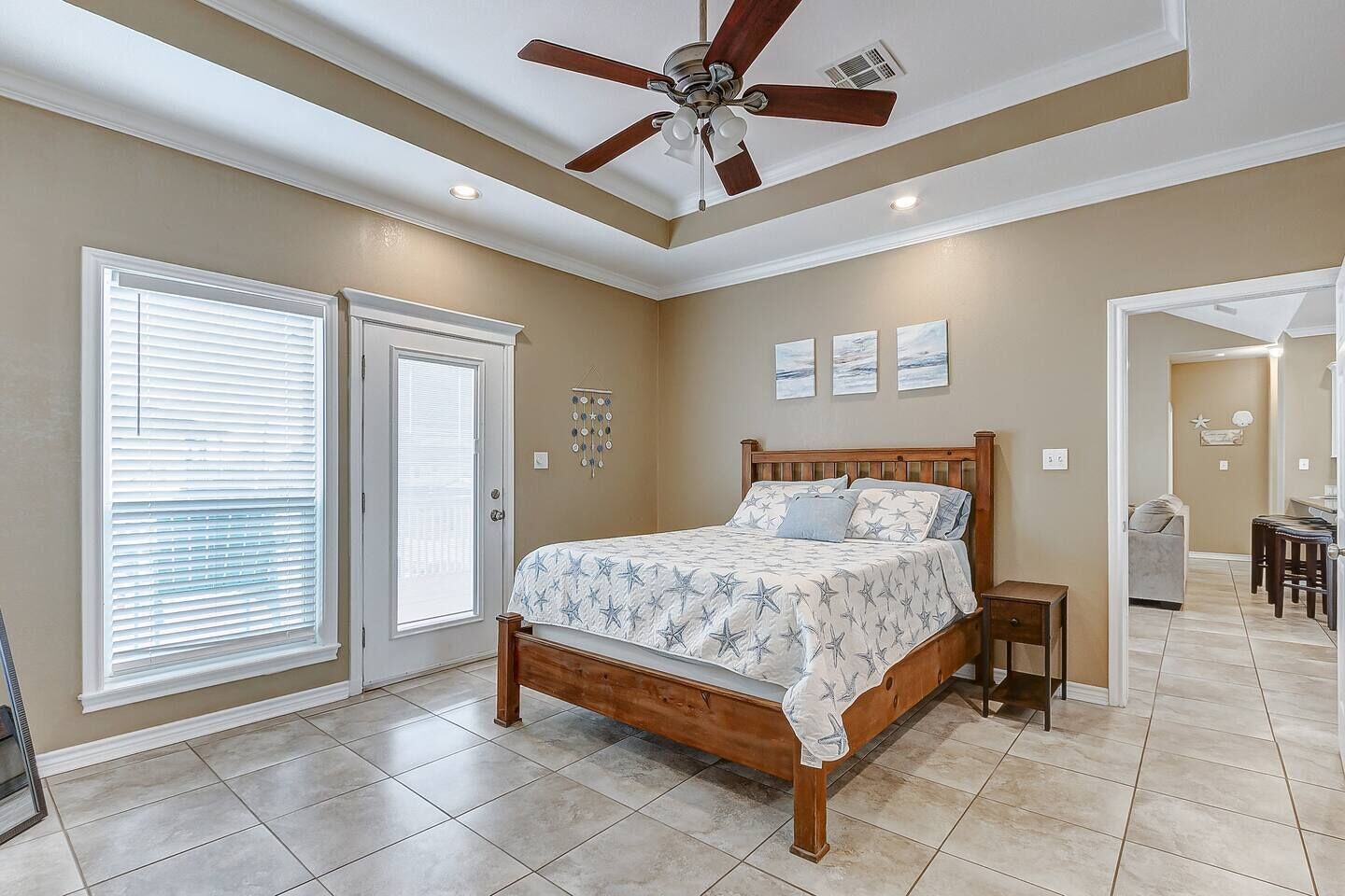 3 soverom, strykejern/-brett, reiseseng for barn og wi-fi